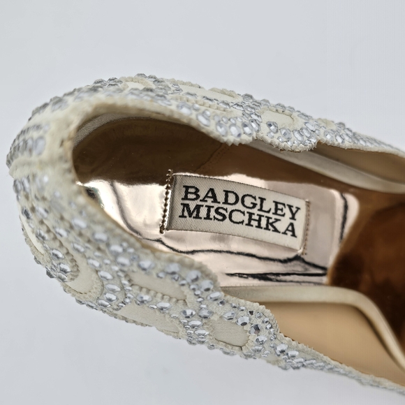 Badgley Mischka Rouge Pointy-Toe Pumps, Ivory, Women's 9 - Picture 6 of 16